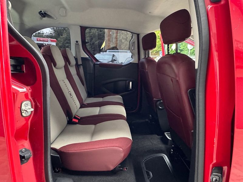 Citroën Berlingo (2009) Multispace 1.6 16V - fotka 12 z 27
