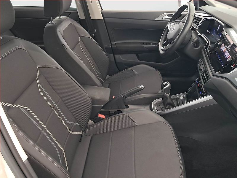 Volkswagen Taigo (2024) Style 1.0 TSI - fotka 9 z 17