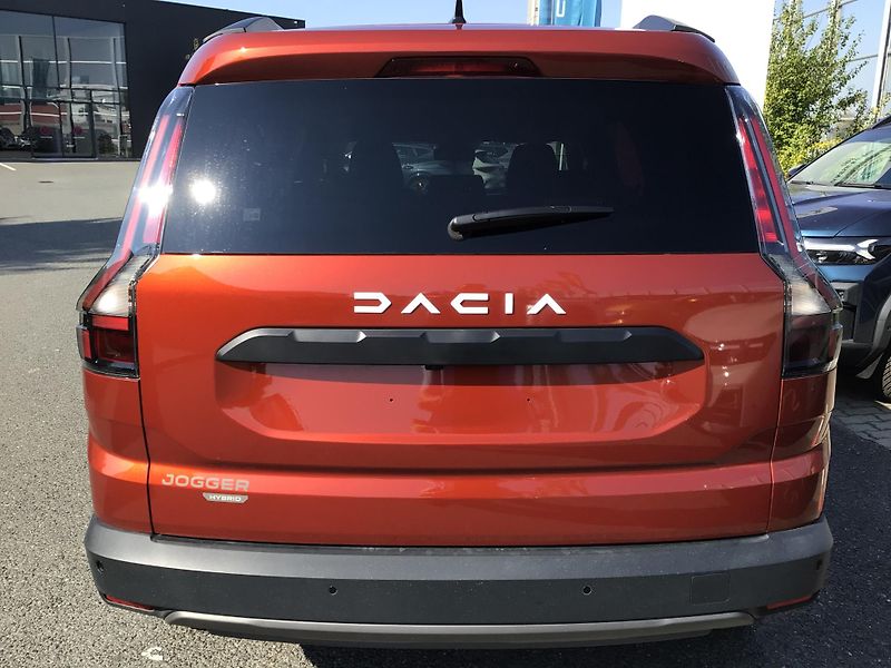 Dacia Jogger (2026) 7MÍST FULL HYBRID MAXIM.VÝBAVA - fotka 7 z 12