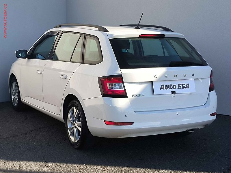 Škoda Fabia (2022) 1.0TSi, 1.maj,ČR, Ambition - fotka 6 z 20