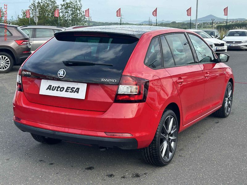 Škoda Rapid (2014) 1.2TSI, ČR, Xenon, panor. - fotka 4 z 17
