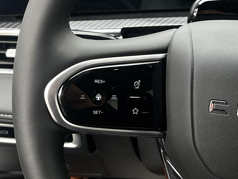 Chery Tiggo 7 PHEV (2026) UNIQUE 1.5 T-GDI  - fotka 16 z 31