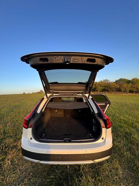 Volvo V90 (2021) CROSS COUNTRY, 4x4,odpočet DPH - fotka 13 z 16