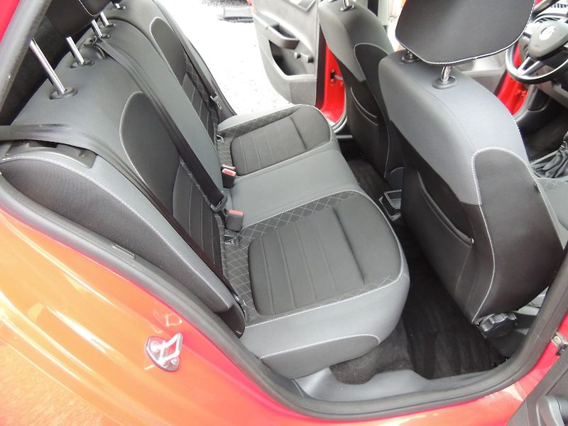 Škoda Fabia (2020) 1.0MPi,44kw,Amb,1.maj,ČR - fotka 16 z 42
