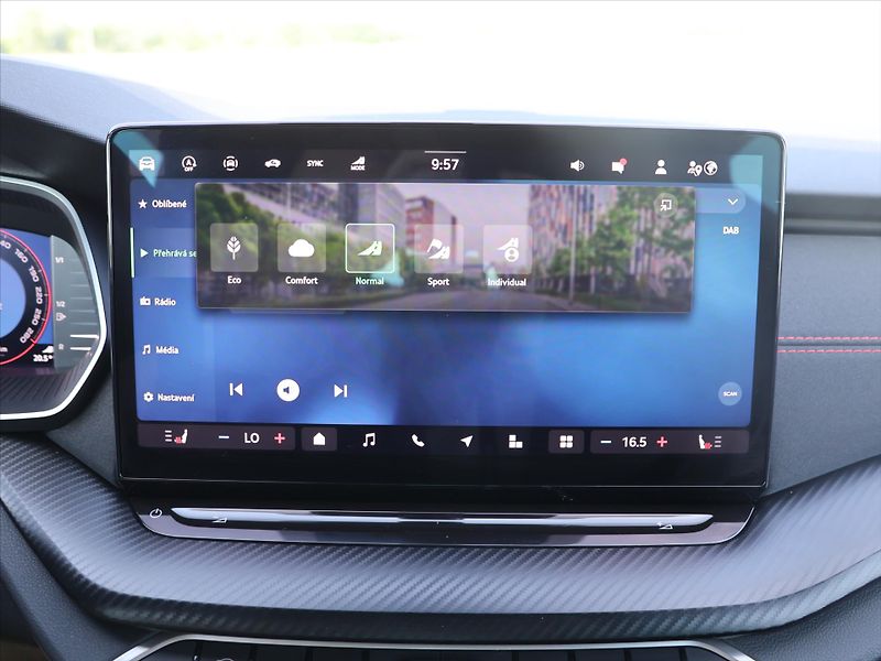 Škoda Octavia 2,0 TSI DSG RS DPH 1.maj CZ - fotka 23 z 34
