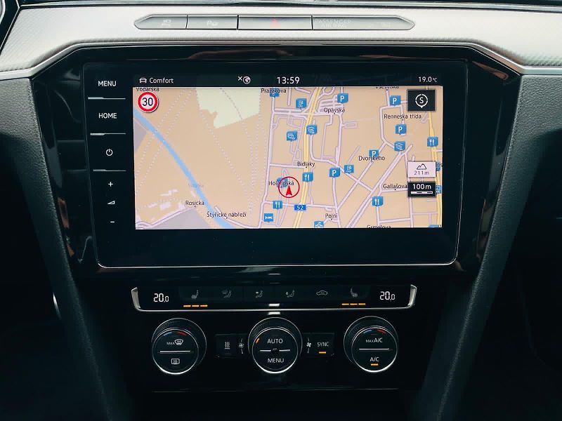 Volkswagen Arteon 2.0TDI 4x4 AUT FULL VÝBAVA ČR - fotka 31 z 59