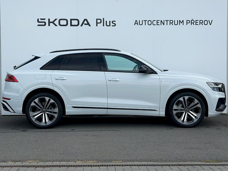 Audi Q8 (2023) 50 TDI 210kW Quattro S-LINE - fotka 31 z 35