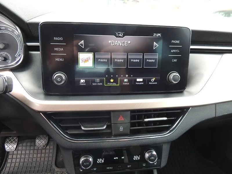 Škoda Scala (2020) 1.0TSi,85kw,Style,full LED,ČR - fotka 27 z 55