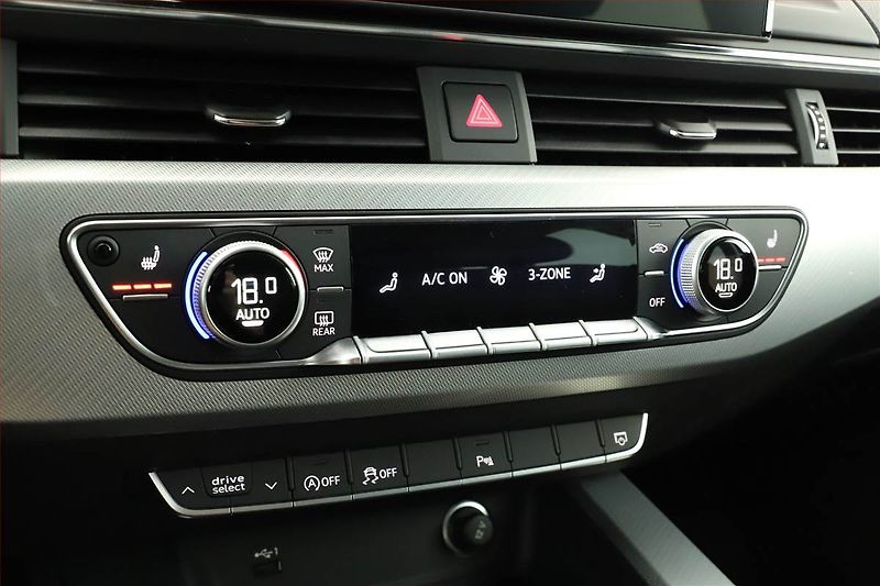 Audi A4 (2022) 40 TDI - fotka 13 z 17