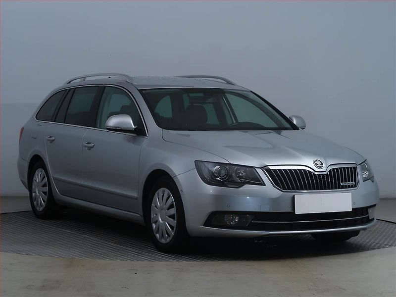 Škoda Superb (2014) Greenline 1.6 TDI, Navi - fotografie inzerátu