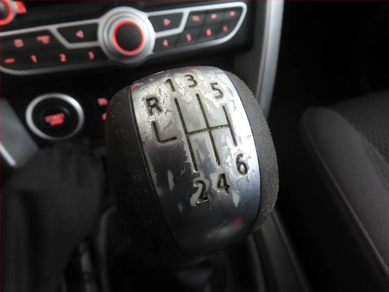 Renault Koleos (2011) 2.0 dCi, 4X4, Serv.kniha - fotka 15 z 17