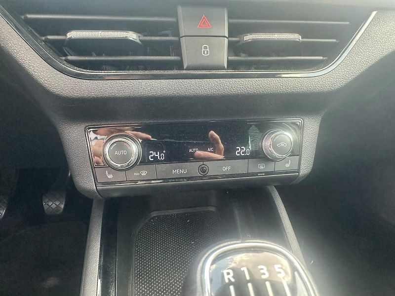 Škoda Scala (2019) 1.6TDi, 85KW - fotka 12 z 32