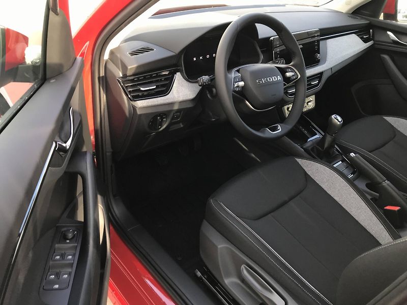 Škoda Kamiq (2026) Classic 6MP 1,0TSI - fotka 2 z 5