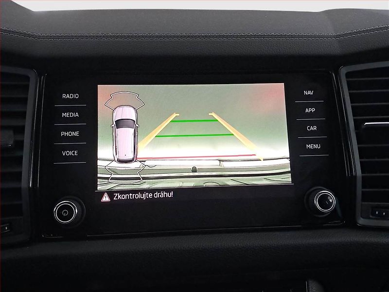Škoda Kodiaq (2023) Sportline 2.0 TDI - fotka 18 z 24