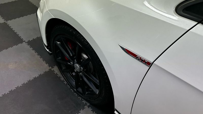 Volkswagen Golf RECARO / REMUS / TOP STAV - fotka 15 z 43