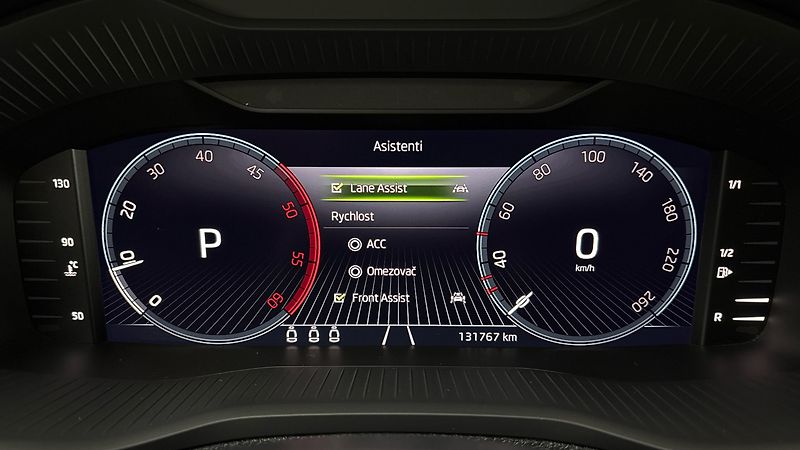 Škoda Karoq 2.0 TDI DSG 4x4 Style Exclusiv - fotka 10 z 29