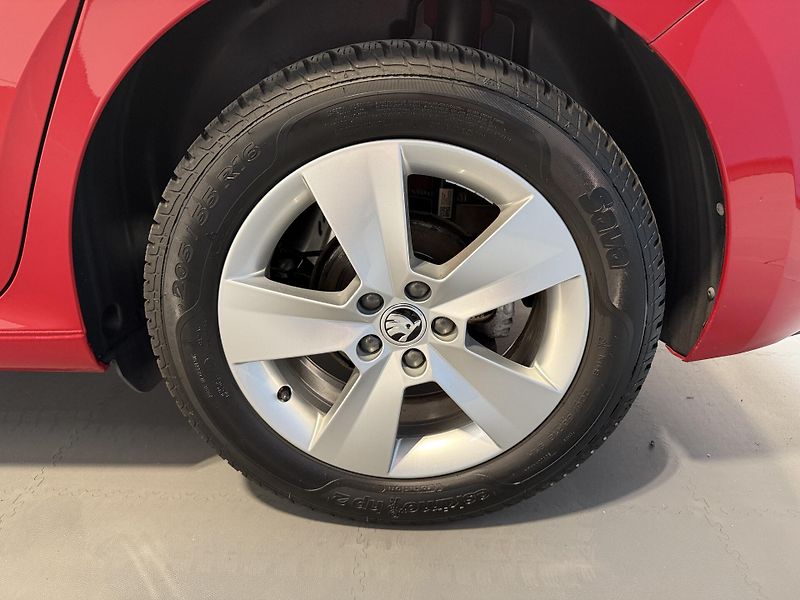 Škoda Scala 1.5 TSI 110kW Style - fotka 13 z 13