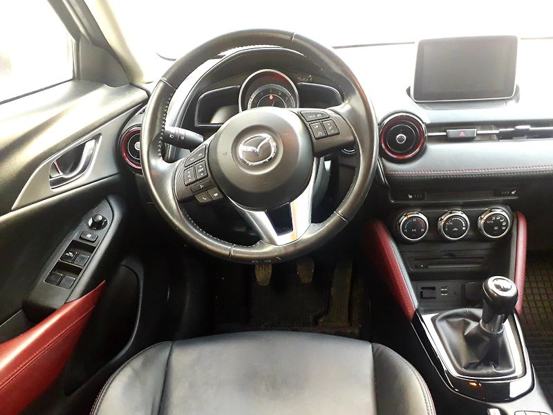 Mazda CX-3 (2017) - fotka 9 z 23