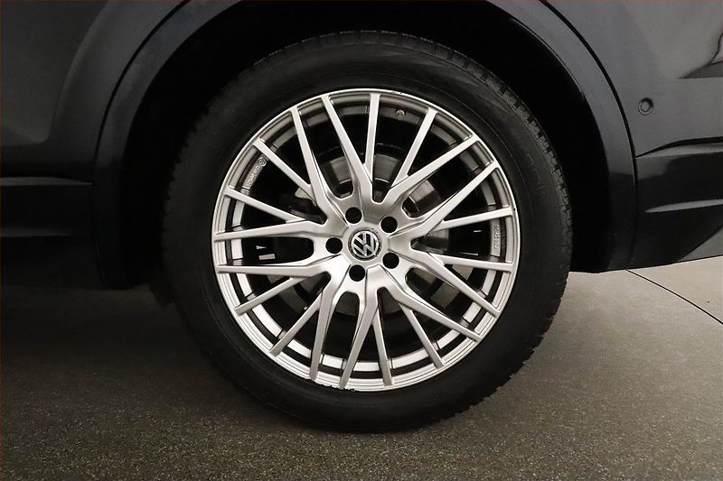 Volkswagen Touareg (2019) R-Line 3.0 TDI - fotka 12 z 29