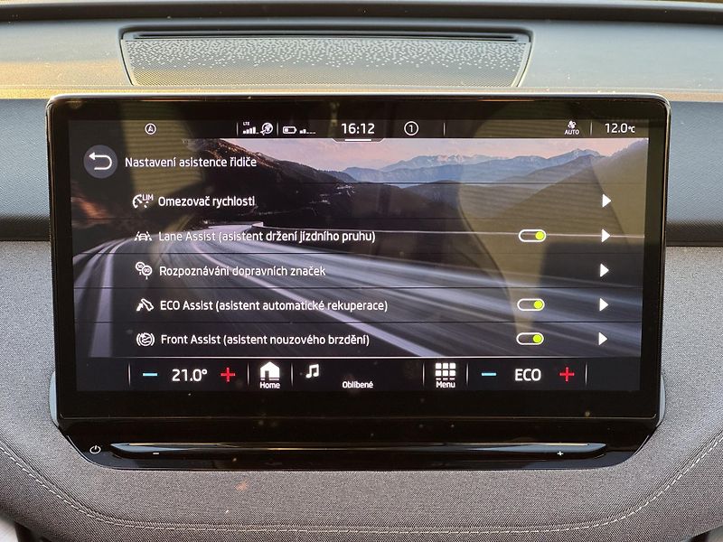 Škoda Enyaq 109 kW 55 kWh Kamera SoH 94,5% - fotka 18 z 27