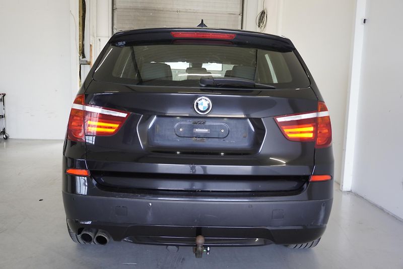 BMW X3 3,0 XDRIVE30D AUTOMAT - fotka 6 z 29