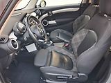 Mini Cooper (2017) 1.5i, LED, AC, temo - náhled 9