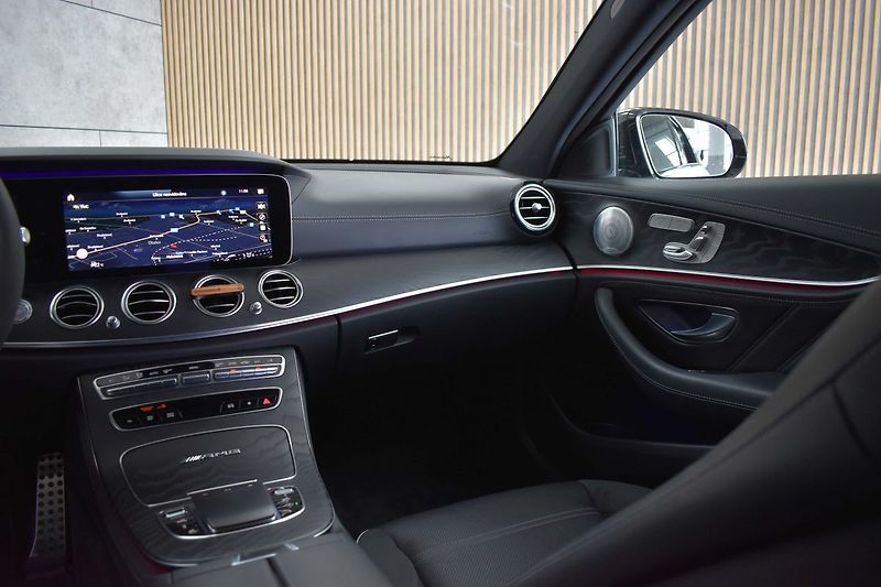 Mercedes-Benz Třídy E E 63 S 4MATIC+ AMG NIGHT*DPH* - fotka 10 z 33