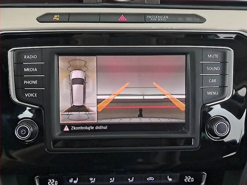 Volkswagen Passat (2016) 2.0 BiTDI, 4X4, Automat, Kůže - fotka 16 z 23