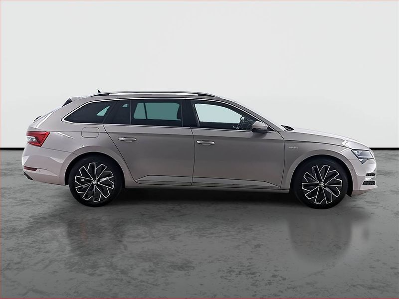 Škoda Superb (2021) Laurin&Klement 2.0 TDI - fotka 6 z 25