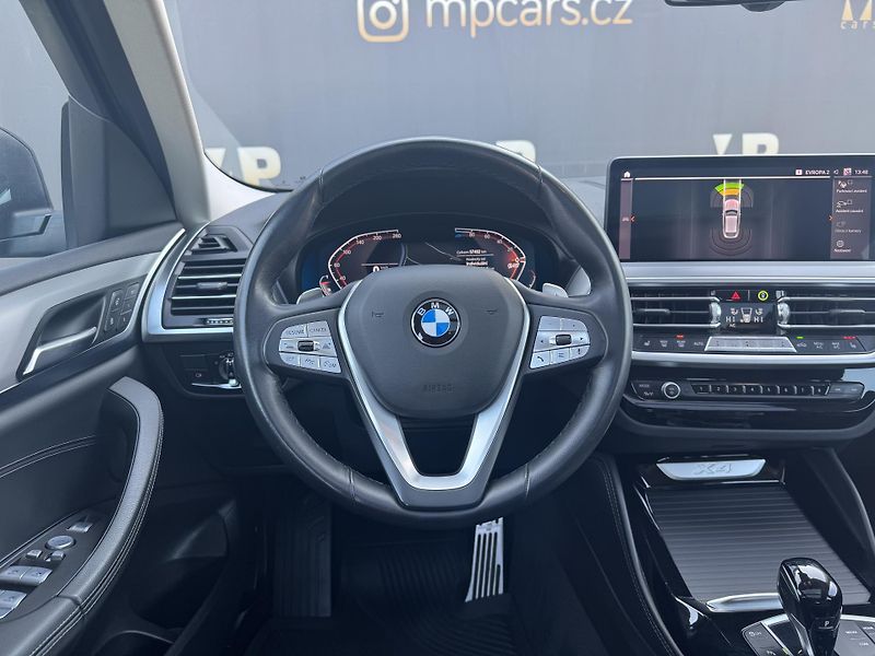 BMW X4 (2023) 2.0 xDrive20d, PANO, DPH, WIFI - fotka 12 z 44