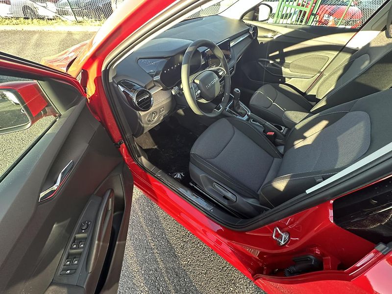 Škoda Fabia CLASSIC 1.0TSI 70kW + tažné - fotka 6 z 12