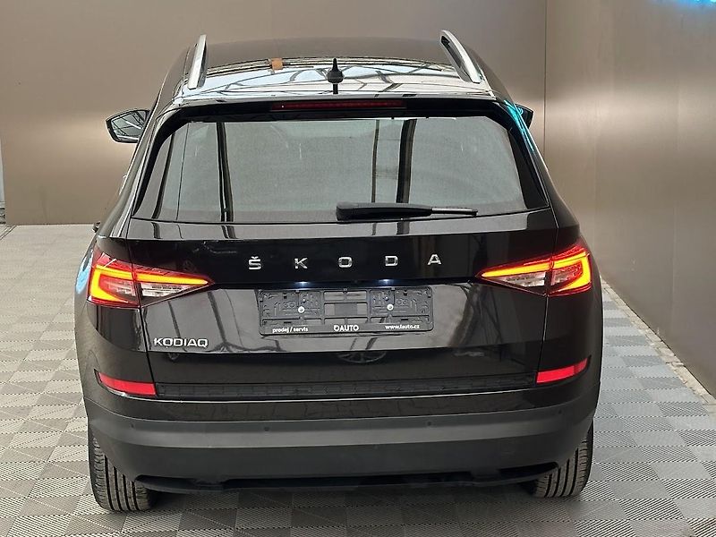 Škoda Kodiaq (2021) 2.0 CR TDi Clever DSG 110 kW - fotka 6 z 30