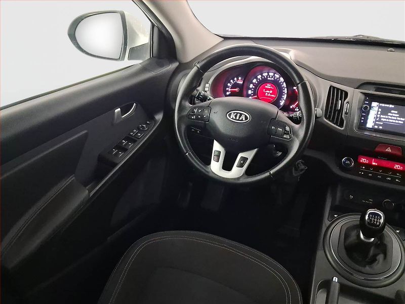Kia Sportage (2011) 1.7 CRDi, Serv.kniha, Xenony - fotka 7 z 17