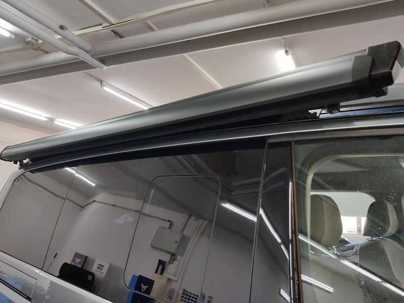 Volkswagen California eHybrid 4M Coast DCC 360 Taž - fotka 15 z 15