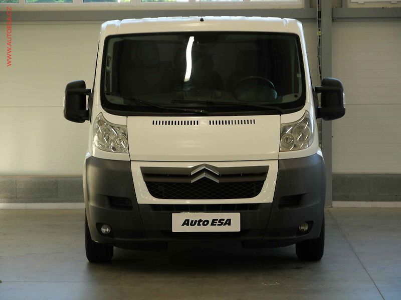 Citroën Jumper (2010) 2.2HDi 9míst LUX, ČR, AC - fotka 2 z 20