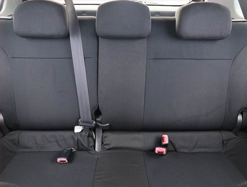 Suzuki Ignis (2004) 1.3, po STK, Tažné, rezervace - fotka 10 z 14