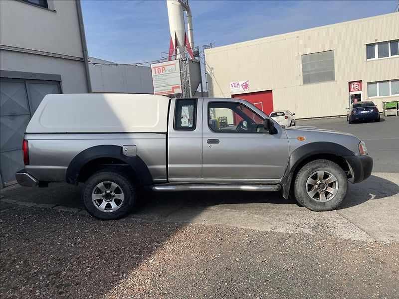 Nissan Navara 2,5  98 kW*King Cab*nová STK - fotka 4 z 28