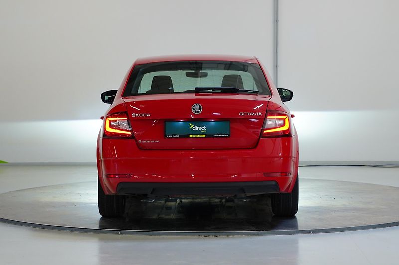 Škoda Octavia - fotka 6 z 25