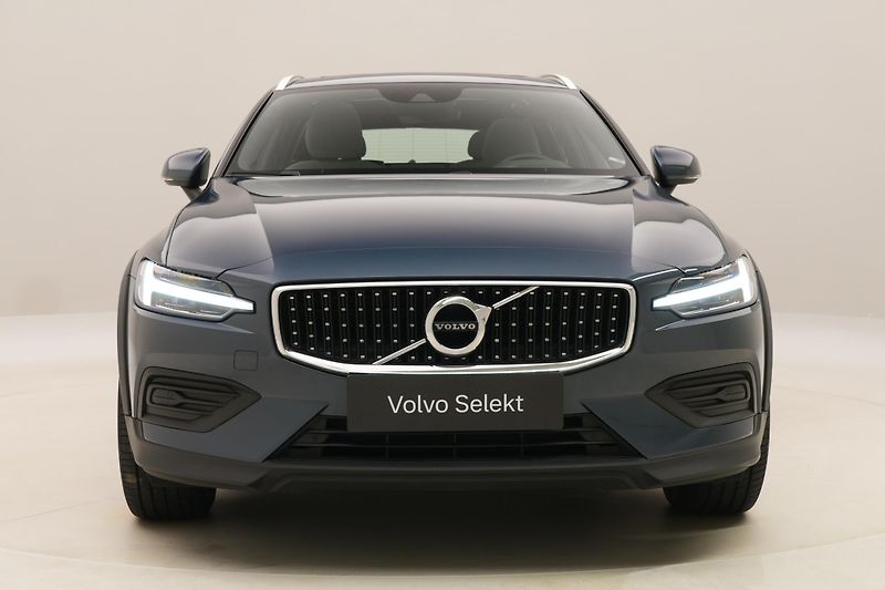 Volvo V60 CC B4 AWD BRIGHT PLUS AUT  - fotka 16 z 41