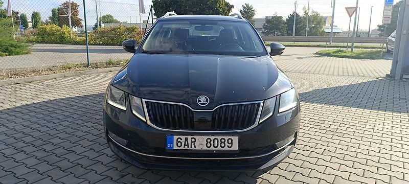 Škoda Octavia (2017) - fotka 2 z 22