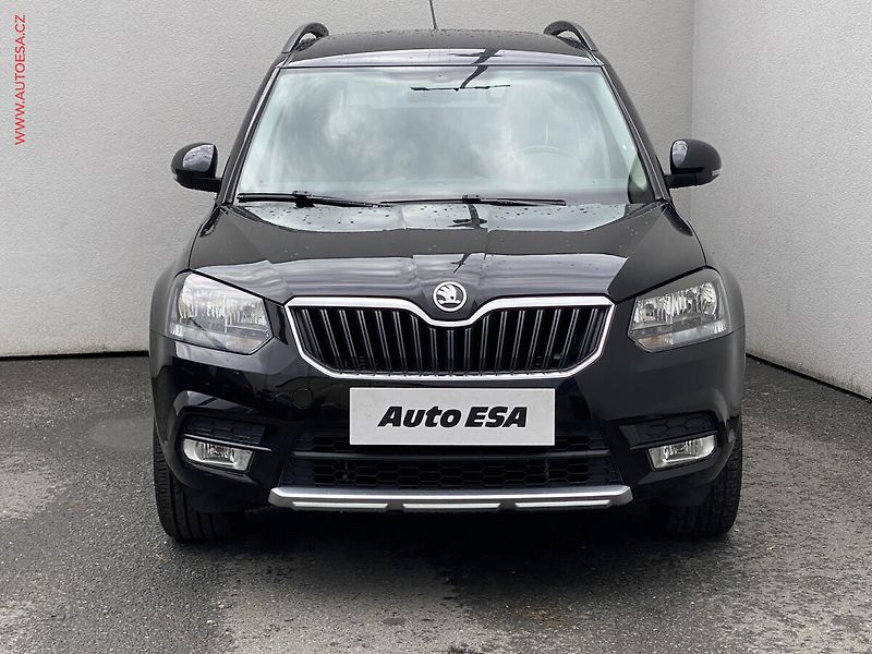 Škoda Yeti (2014) 1.2 TSi, Outdoor, DSG, navi - fotka 2 z 19