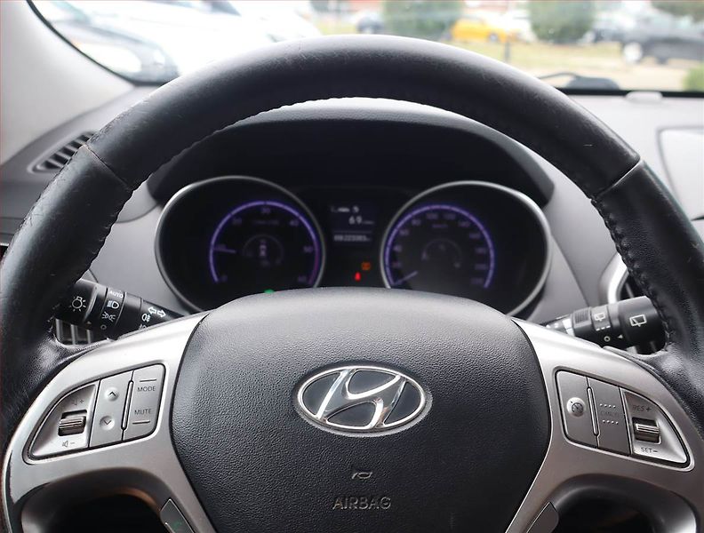 Hyundai ix35 (2011) 1.7 CRDi, Tempomat - fotka 15 z 16