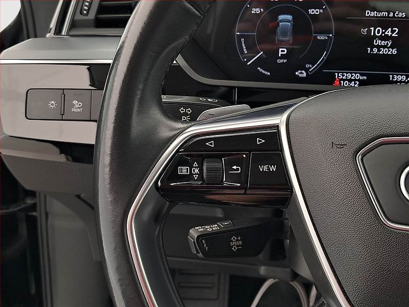 Audi e-tron (2020) 50 quattro - fotka 16 z 20