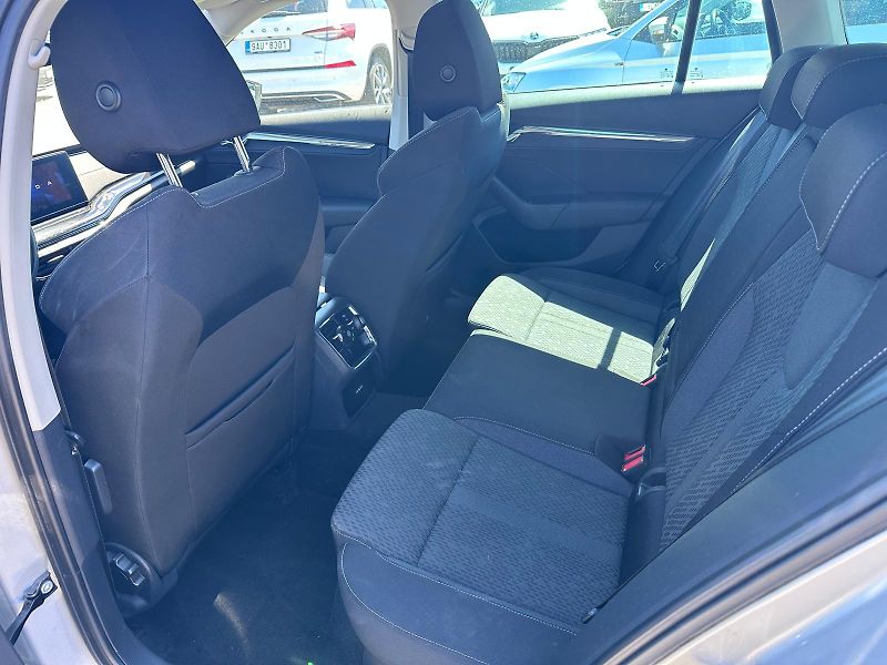 Škoda Octavia 2.0 TDI 85kW Style - fotka 15 z 16
