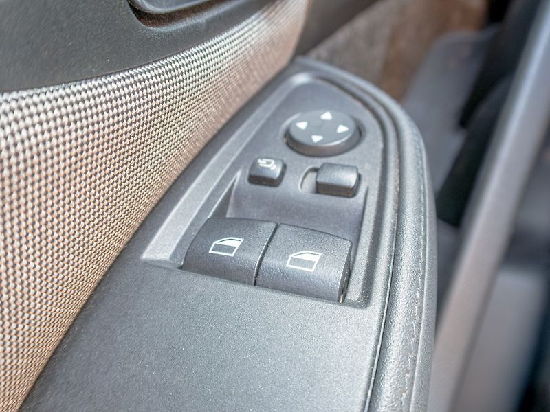 BMW i3 (2019) i3S 120Ah 135KW ČR SoH - fotka 28 z 47