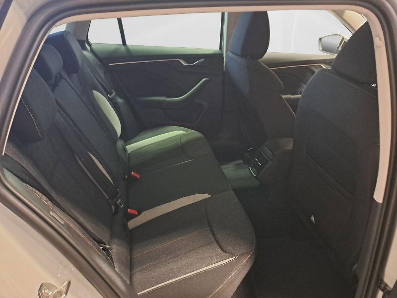 Škoda Scala (2025) 130 let Premium 1.0 TSI 85 kW - fotka 13 z 13