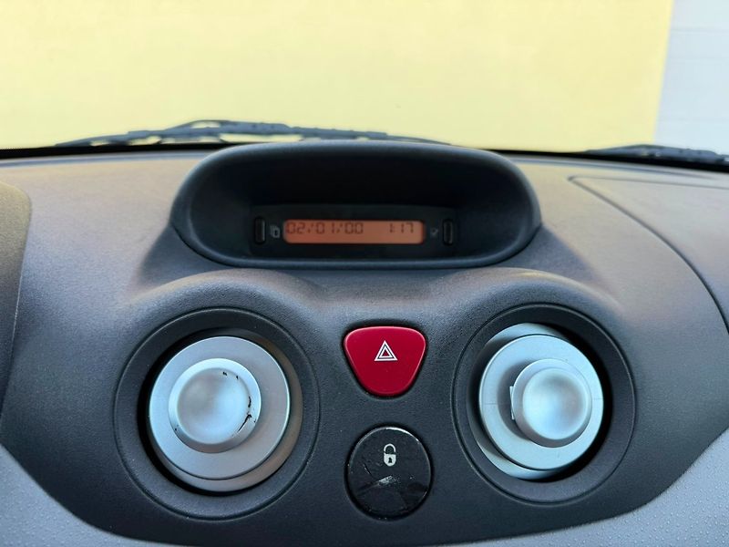 Citroën C3 1.1i Koup v ČR/2.MAJ - fotka 14 z 17