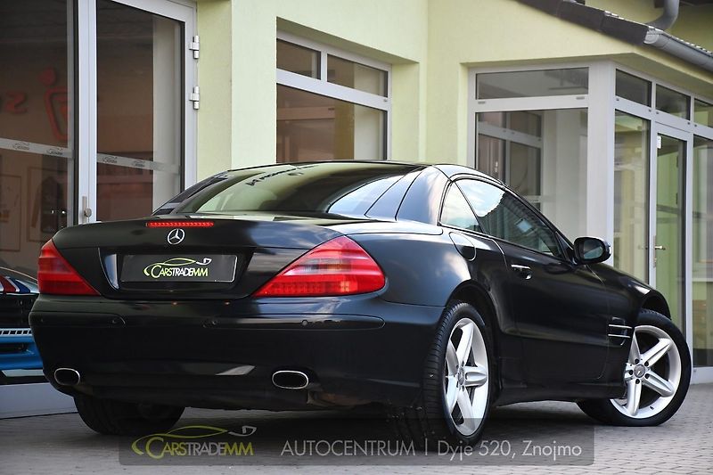 Mercedes-Benz SL 500 - fotka 5 z 38