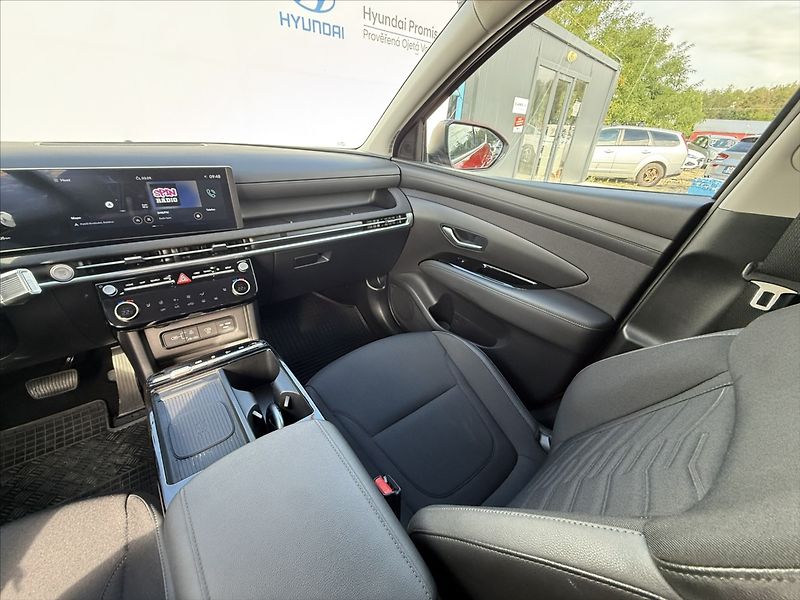 Hyundai Tucson 1,6 T-GDI 118kW DCT Premium - fotka 18 z 25