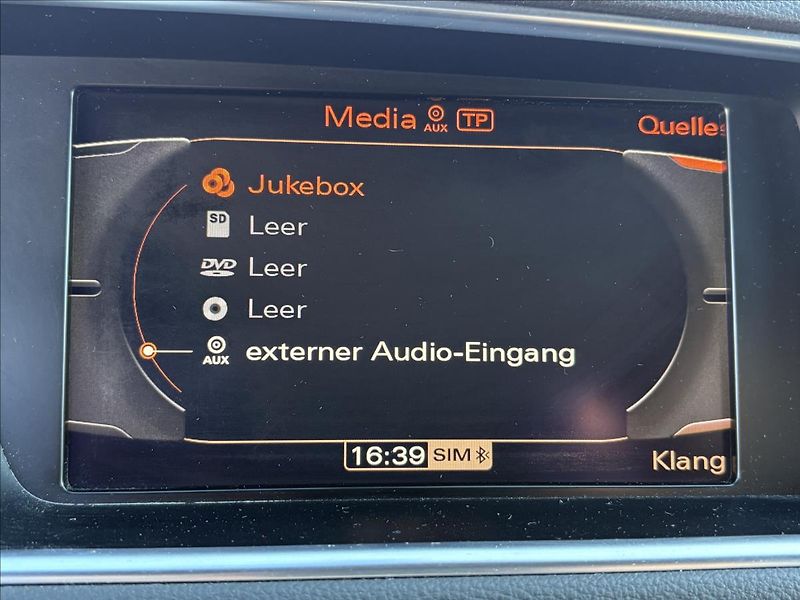 Audi Q5 3,0 TDi176kW 3x S-line,Max výb - fotka 19 z 50